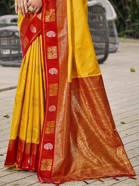 Yellow Silk Saree With Blouse Piece