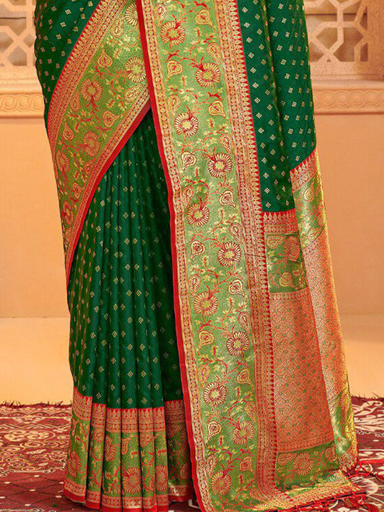 Dark Green Silk Blend Saree With Blouse Piece