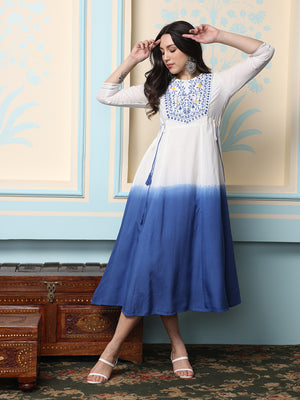 Women Embroidered Thread Work Kurta