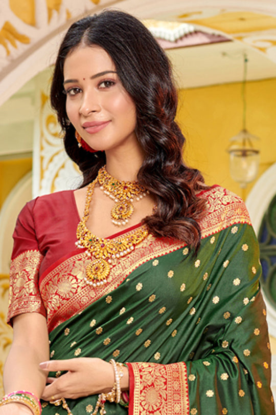 Purple Banarasi Silk Saree With Blouse Piece