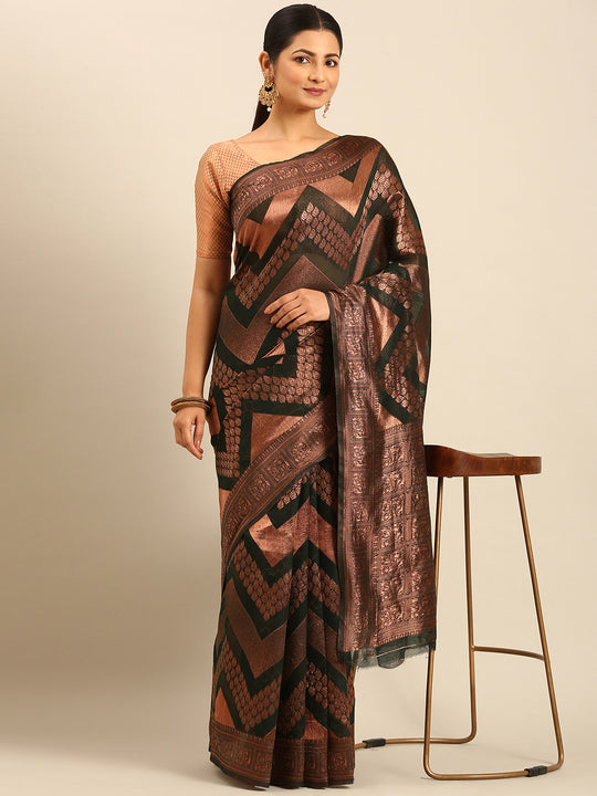 Green Cotton Saree With Blouse Piece