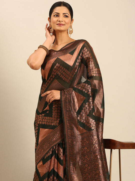 Green Cotton Saree With Blouse Piece