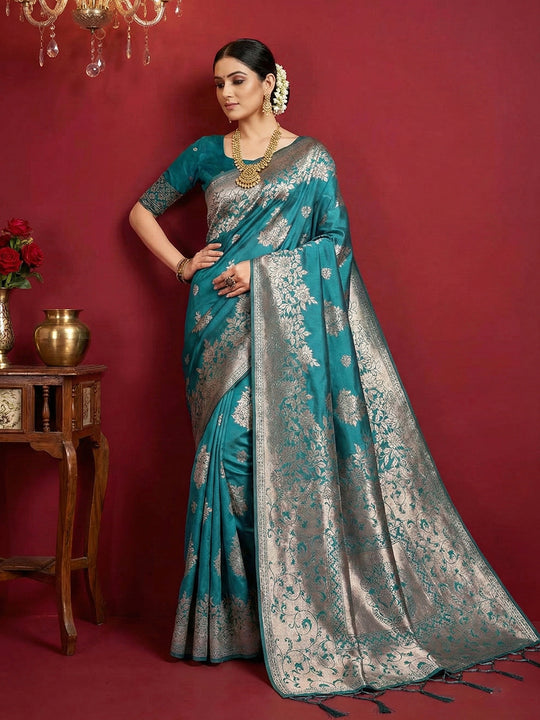 Sea Green Silk Blend Saree With Blouse Piece