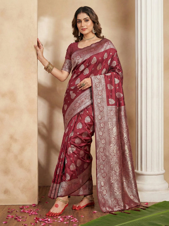 Maroon Silk Blend Saree With Blouse Piece