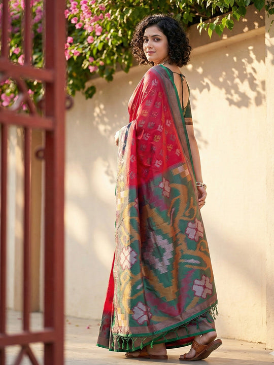 Red Pochampalli Silk Saree With Rama Blouse Piece
