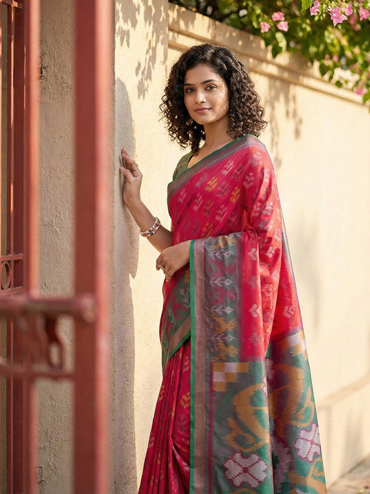 Red Pochampalli Silk Saree With Rama Blouse Piece