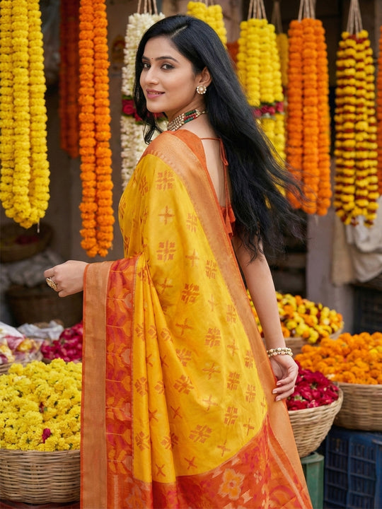 Yellow Pochampalli Silk Saree With Blouse Piece