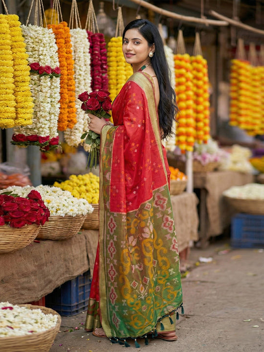 Red Pochampalli Silk Saree With Blouse Piece