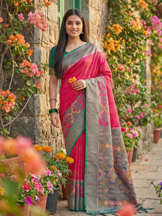 Pink Pochampalli Silk Saree With Blouse Piece