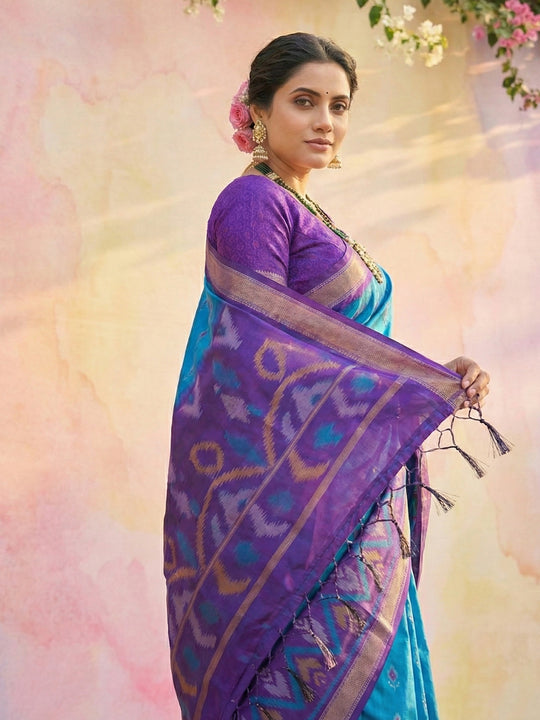 Blue Soft Silk Saree With Blouse Piece