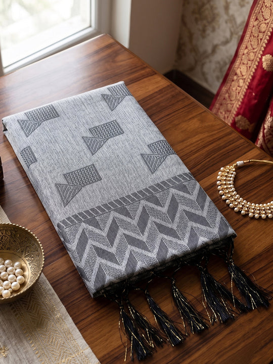 Gray Linen Saree With Blouse Piece