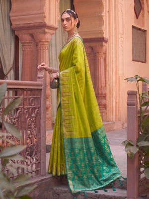 Mustrd Green Soft Silk Saree With Blouse Piece