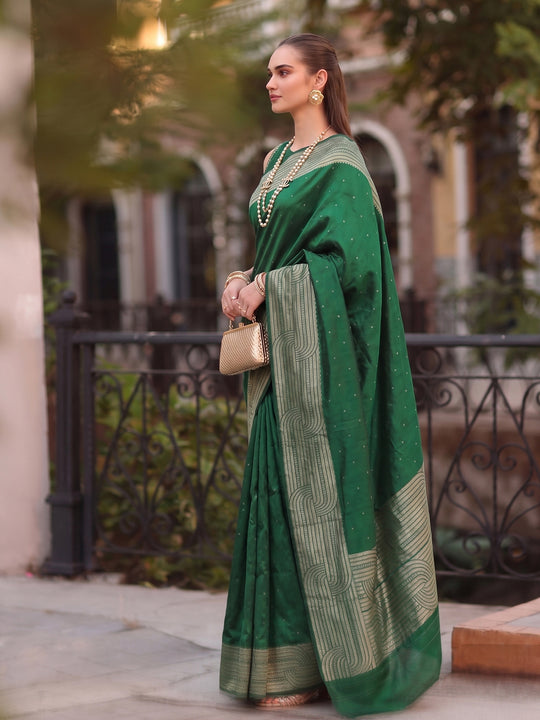 Deep Green Cotton Blend Saree With Blouse Piece