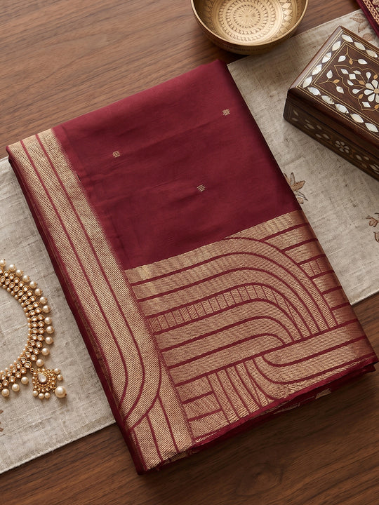 Maroon Cotton Blend Saree With Blouse Piece
