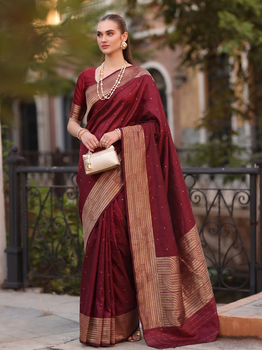 Maroon Cotton Blend Saree With Blouse Piece