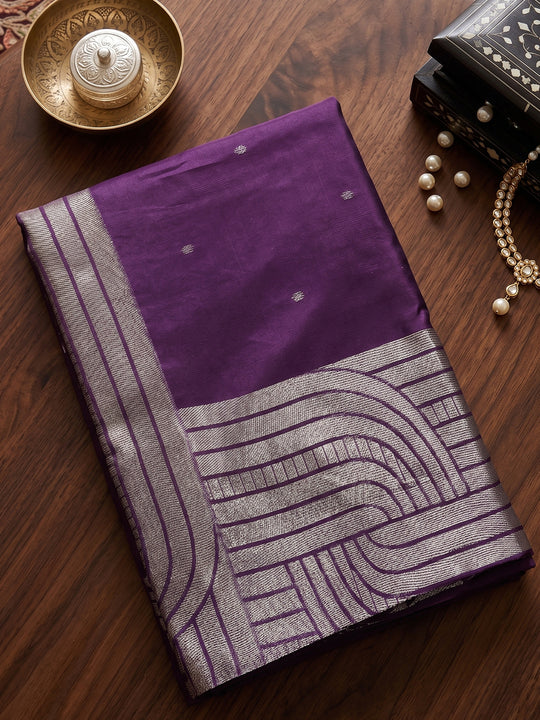 Vibrate Purple Cotton Blend Saree With Blouse Piece