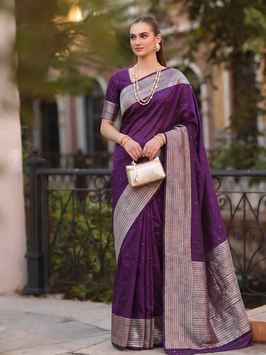 Vibrate Purple Cotton Blend Saree With Blouse Piece