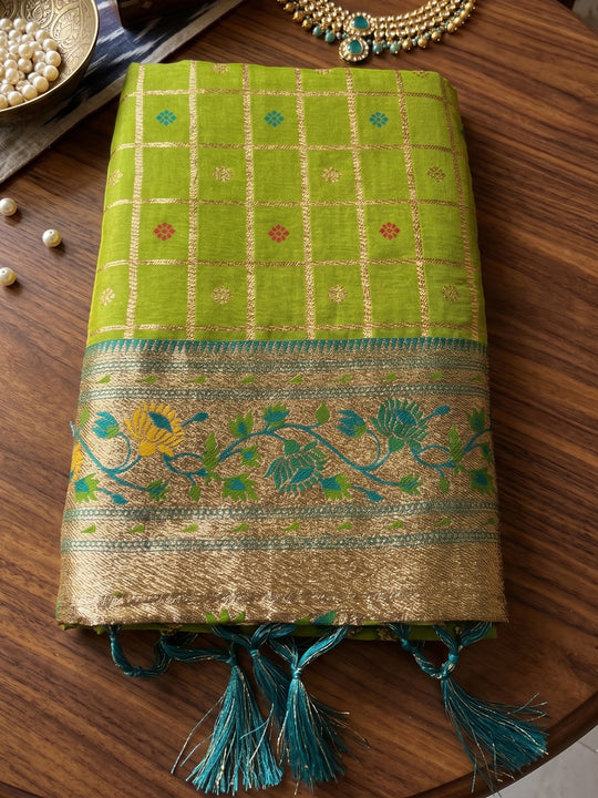 Green Banarasi Silk Saree With Blouse Piece