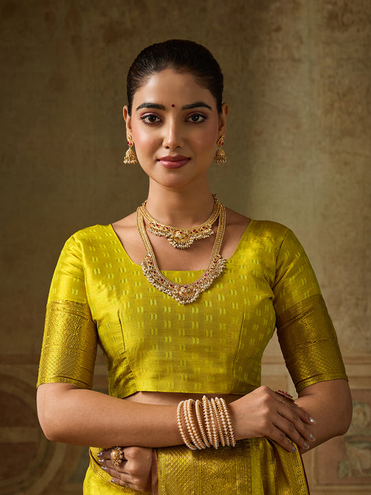 MUSTRD Kanchivaram Silk Saree With Blouse Piece