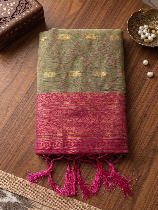 Chiku With RANI PINK COTTON Saree With Blouse Piece