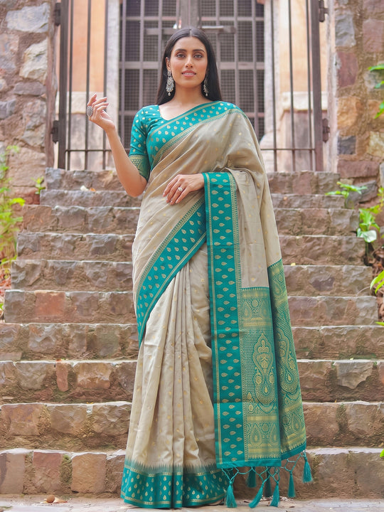Chiku With Rama Cotton Saree With Blouse Piece