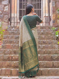 Chiku With Green Cotton Saree With Blouse Piece