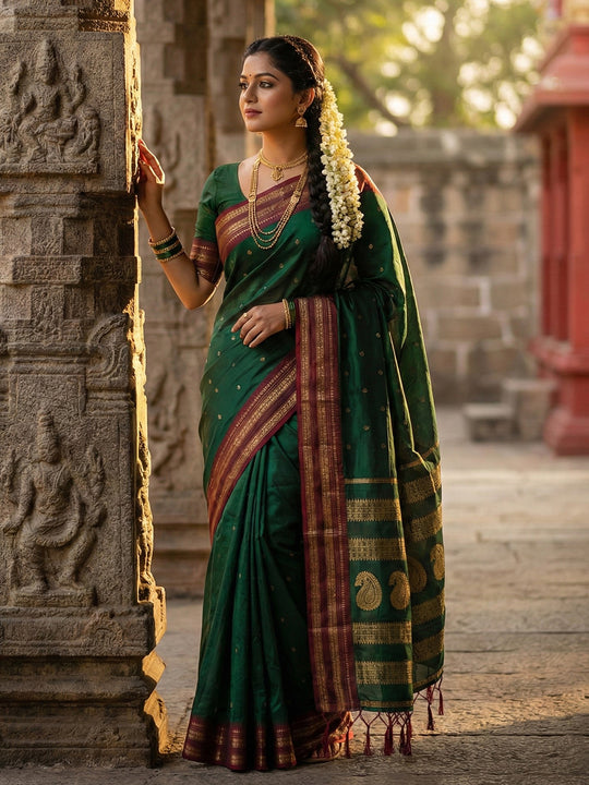 Green Soft Silk Saree With Blouse Piece