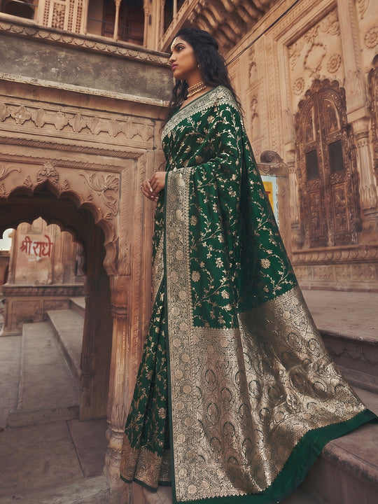 Green Art Silk Saree With Blouse Piece