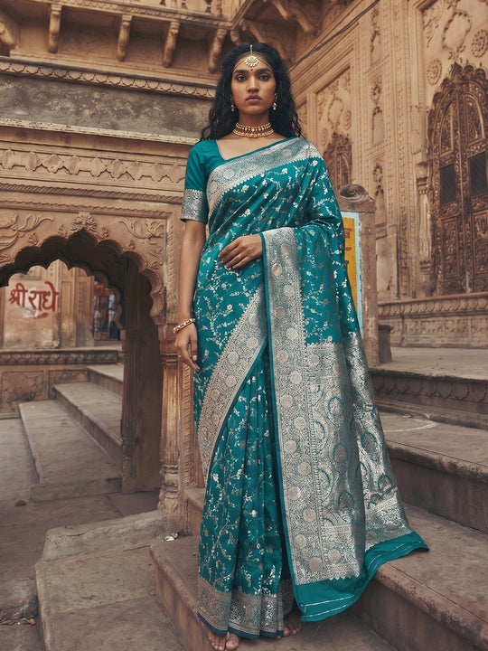 Rama Green Art Silk Saree With Blouse Piece