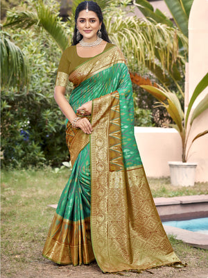 Rama Green Pochampalli Silk Saree With Blouse Piece