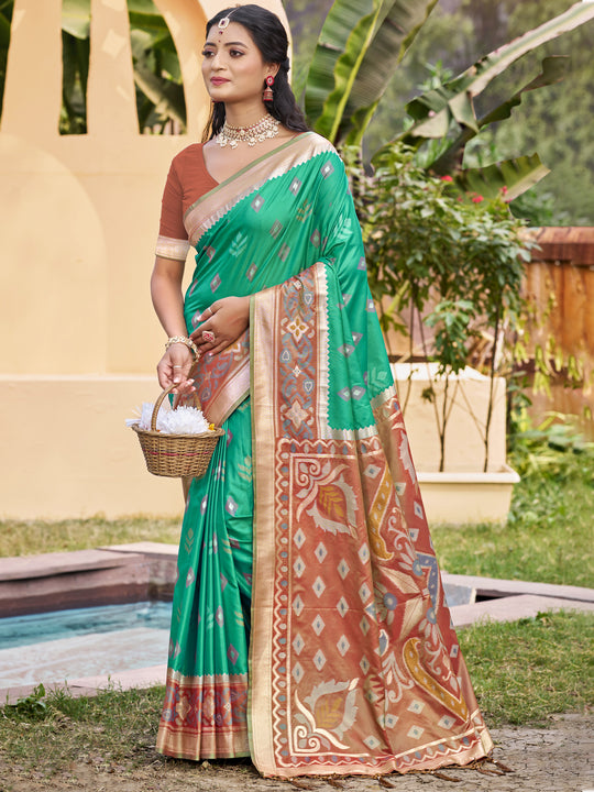 Rama Green Pochampalli Silk Saree With Blouse Piece
