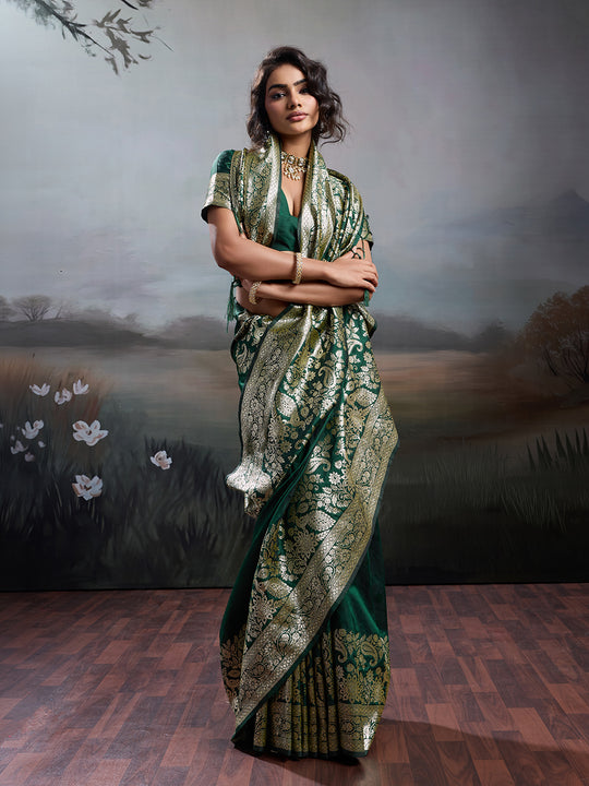 Dark Green Silk Blend Saree With Blouse Piece