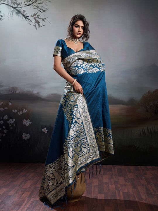 Navy Blue Silk Blend Saree With Blouse Piece