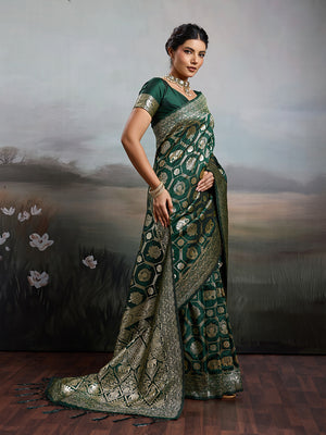 Bottal Green Silk Blend Saree With Blouse Piece