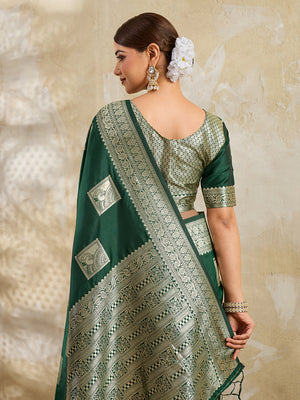 Dark Green Silk Blend Saree With Blouse Piece