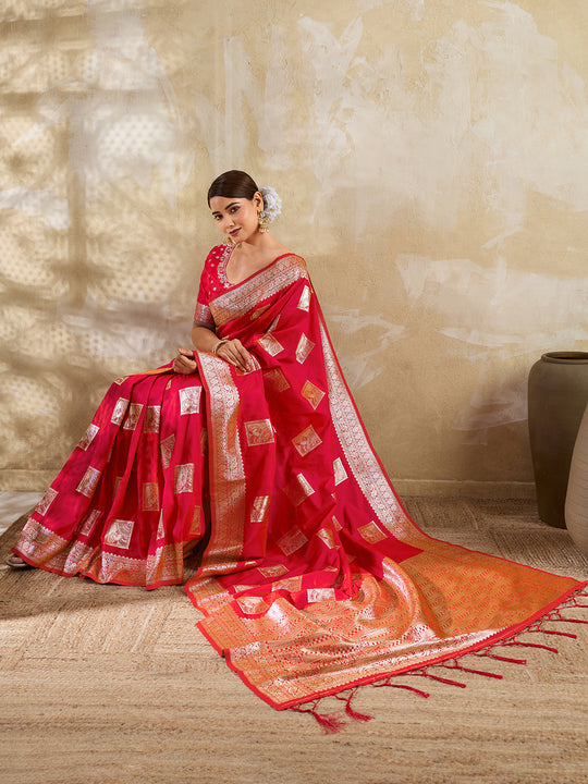 Red Silk Blend Saree With Blouse Piece