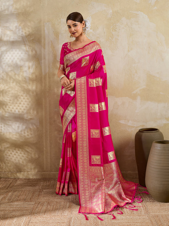 Magenta Silk Blend Saree With Blouse Piece