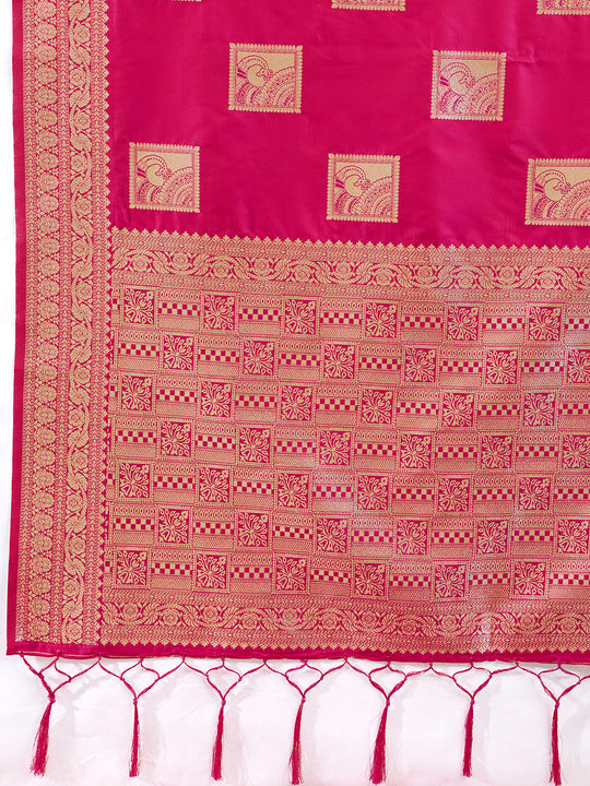 Magenta Silk Blend Saree With Blouse Piece