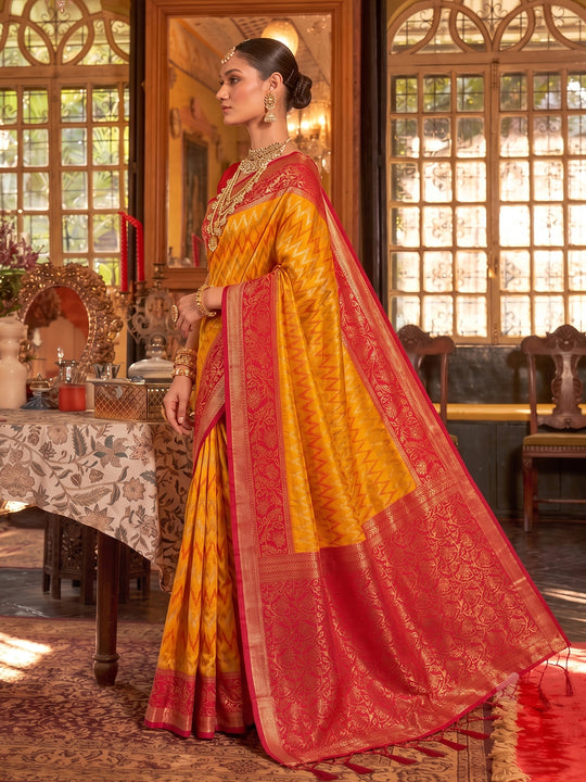 ORANGE & Red Silk Saree With Blouse Piece