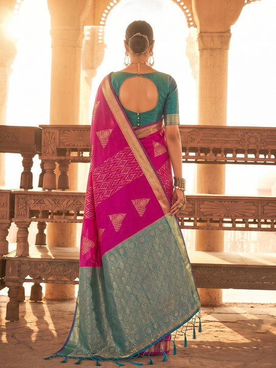 Magenta Soft Silk Saree With Blouse Piece