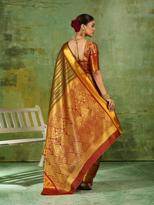 Brown Silk Blend Saree With Blouse Piece