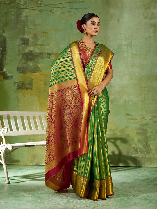 Green Silk Blend Saree With Blouse Piece