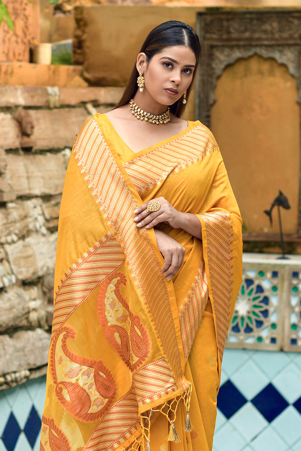 Buy Arihant Rai Sinha Yellow Banarasi Cotton Silk Woven Zari Saree Online |  Aza Fashions
