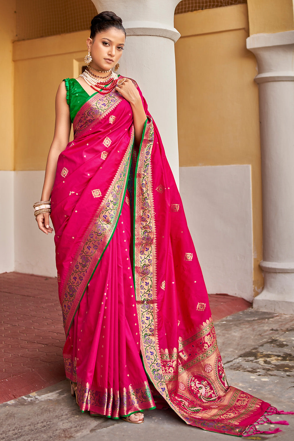 Latest Top Rated Farewell Party Sarees under Rs.599/- on Amazon
