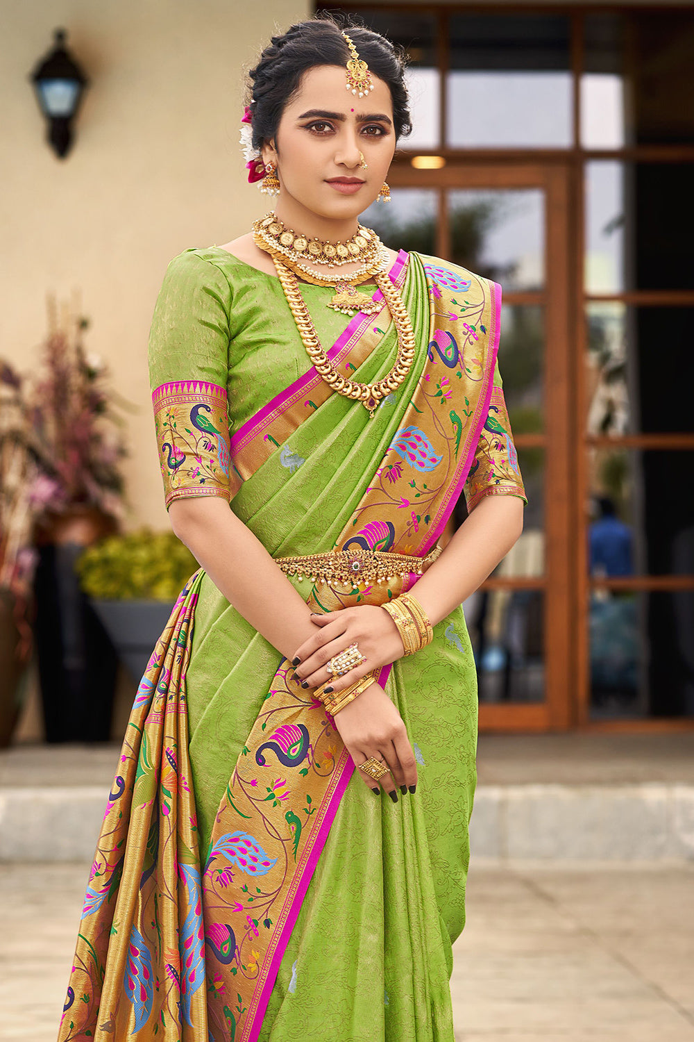 Pink And Parrot Green Paithani Silk Saree With Designer Blouse, पठानी साड़ी  - Bhakti Silk Mills, Surat | ID: 2850502666997