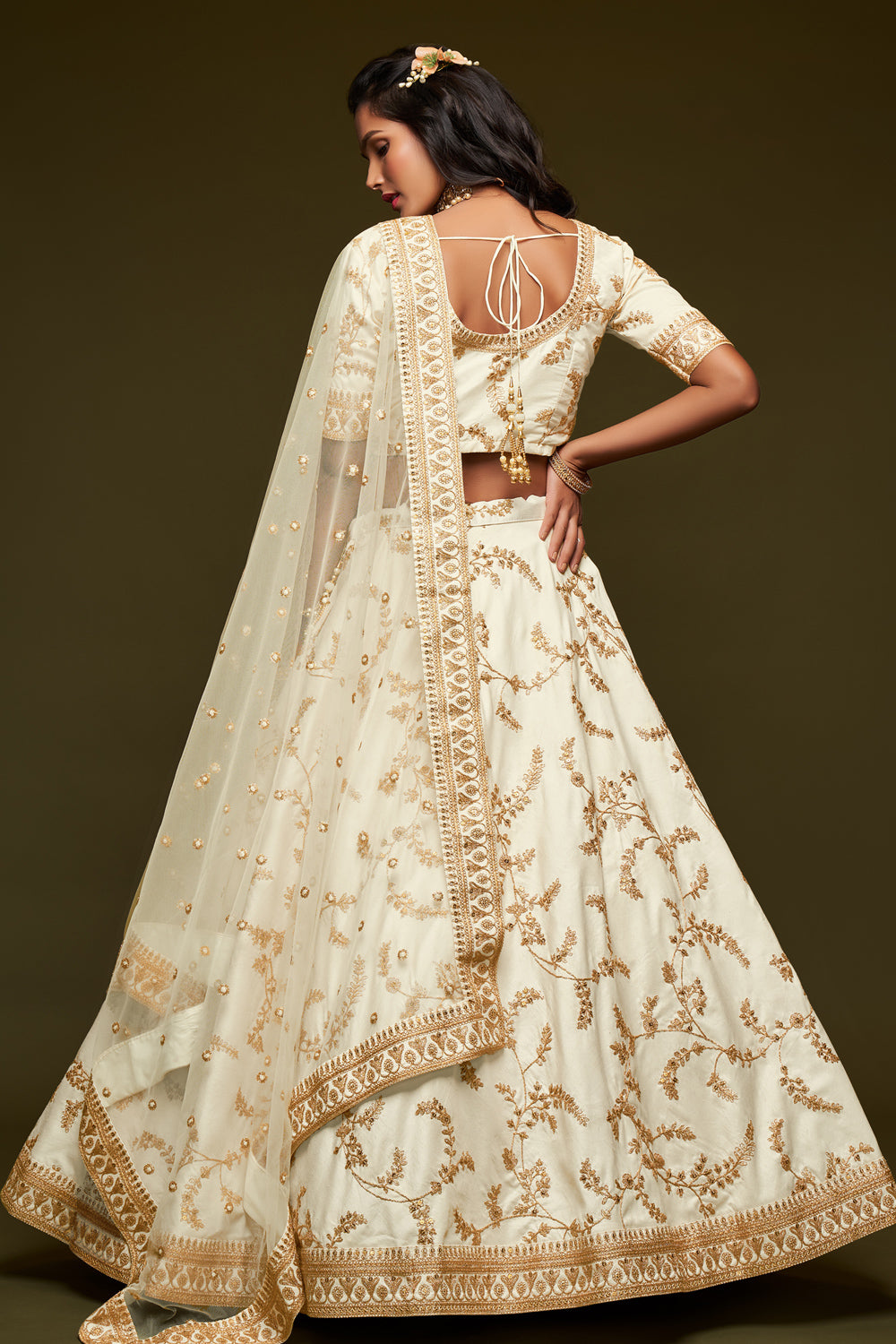Buy Off White Wedding Lehenga Choli In USA, UK, Canada, Australia,  Newzeland online | Bridal lehenga choli, Designer lehenga choli, Bridal  lehenga