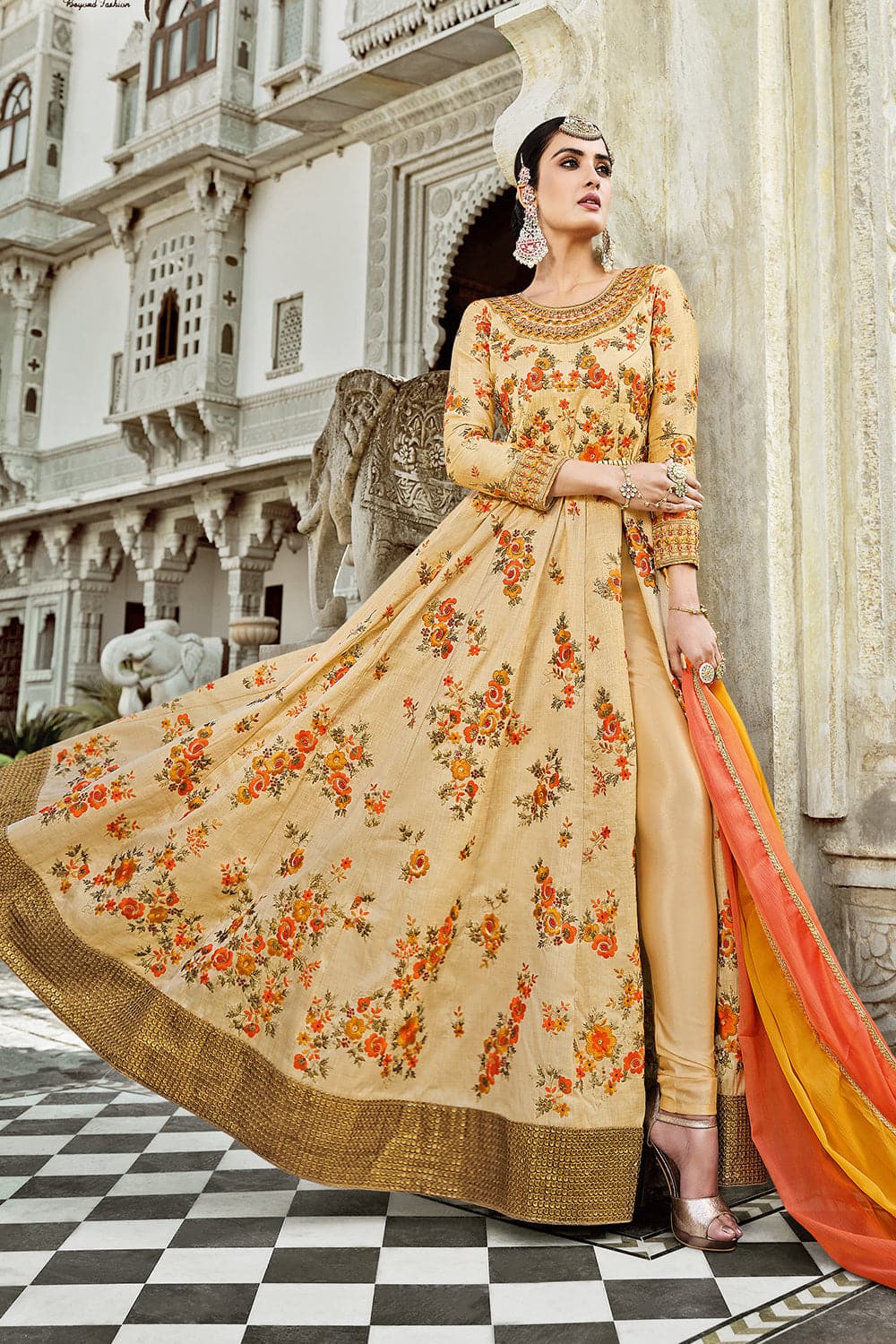 Anarkali suit sales made by saree