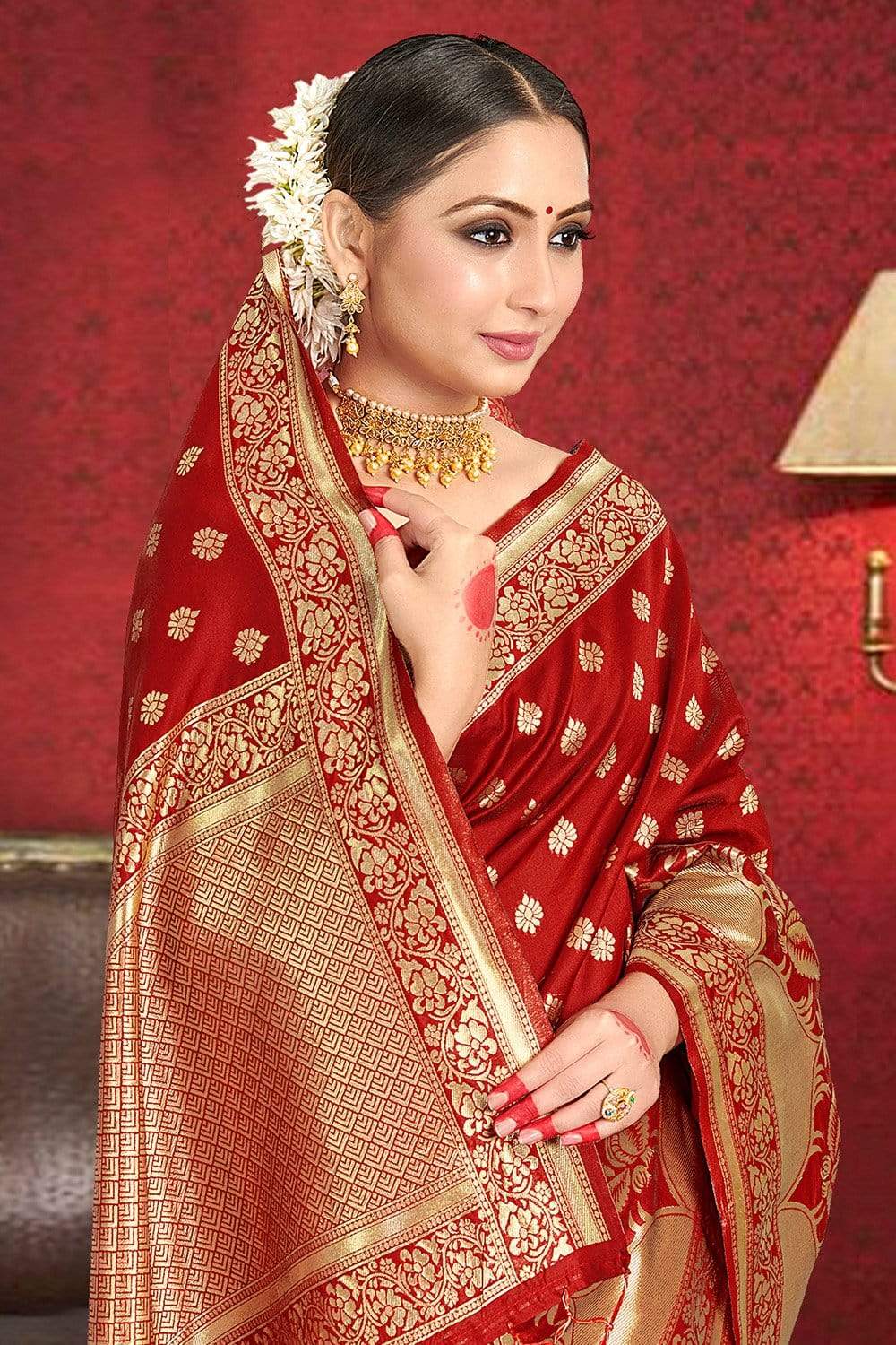 Bridal red sales saree for wedding