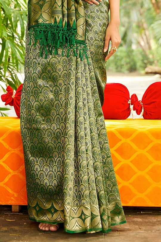 banarasi saree blouse design