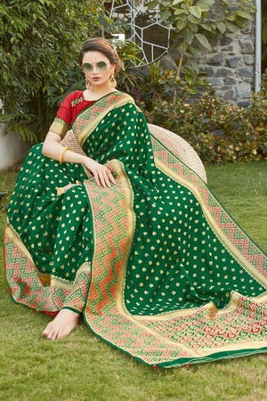 zari banarasi saree